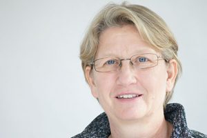 Anette Huesmann, Dozentin der Schreibkurse Bücher schreiben